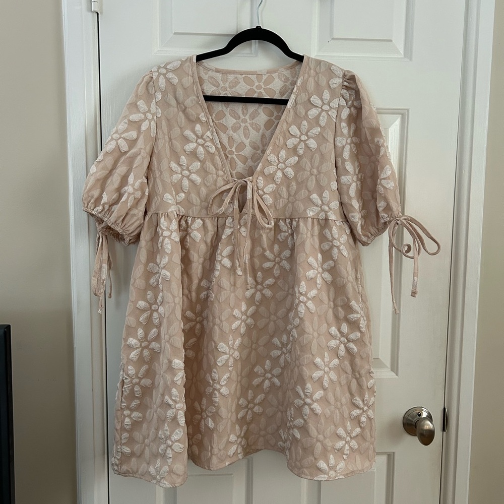 SHEIN Elegant Cream Floral Women's Dress